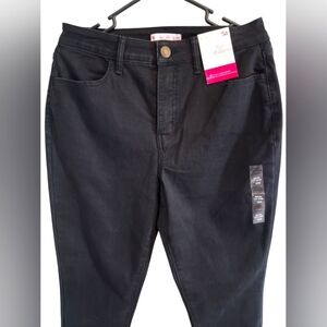 SO Womens Curvy Highrise Black Skinny Jeans